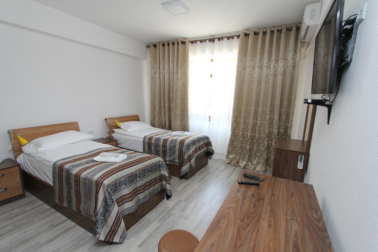 Lal Hotel Khorog ภายนอก รูปภาพ