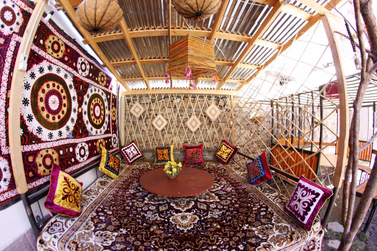 Lal Hotel Khorog ภายนอก รูปภาพ